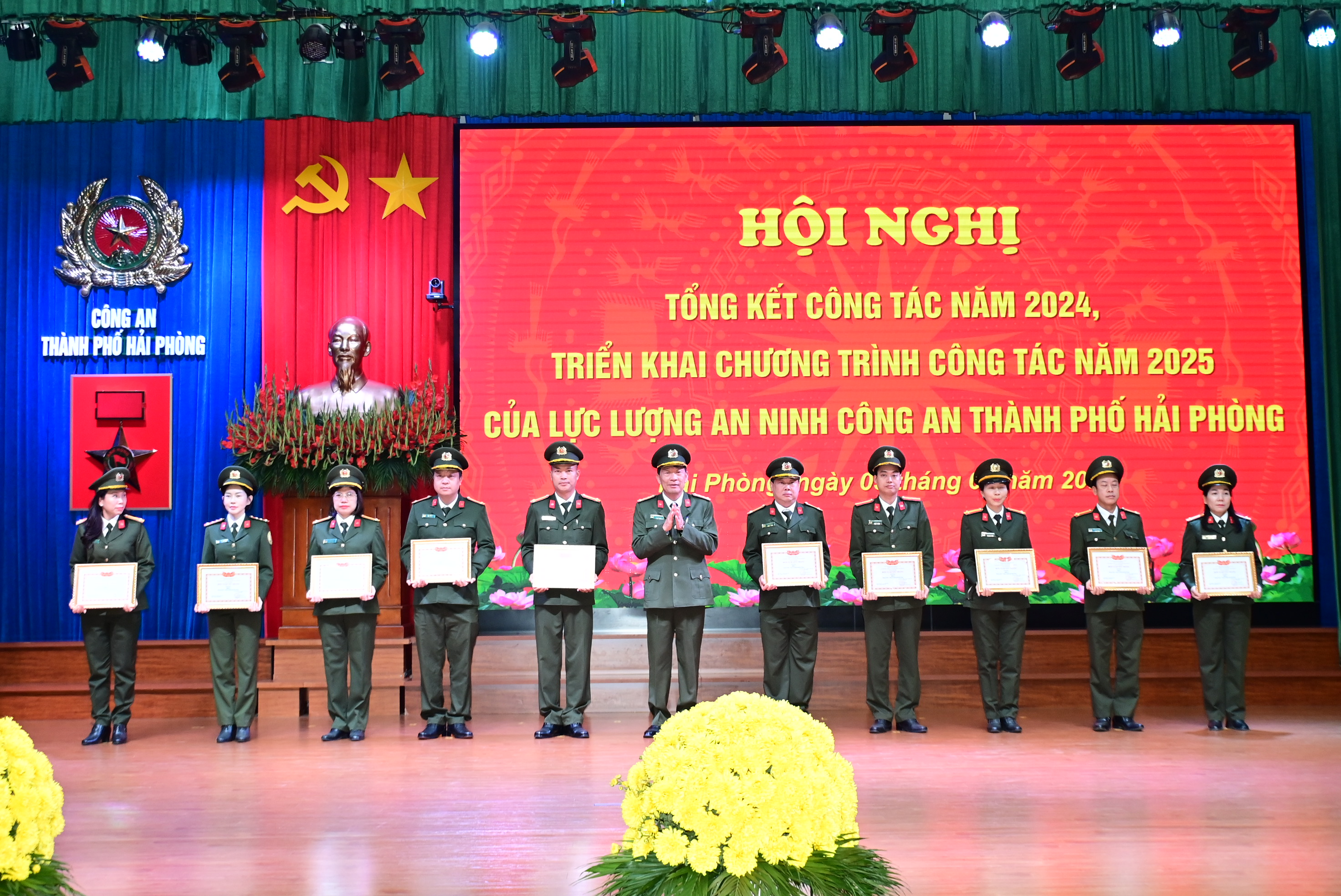Lực lượng An ninh nhân dân - CATP Hải Phòng tổng kết công tác năm 2024